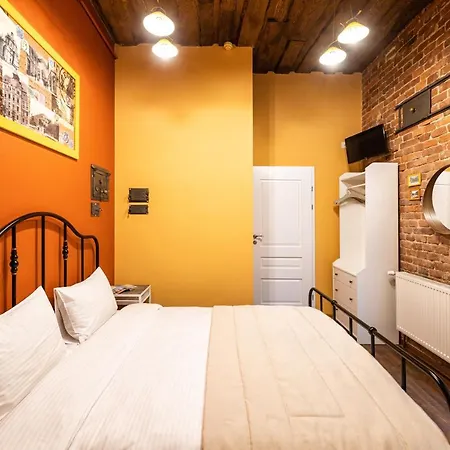 Post House Hotell 3*